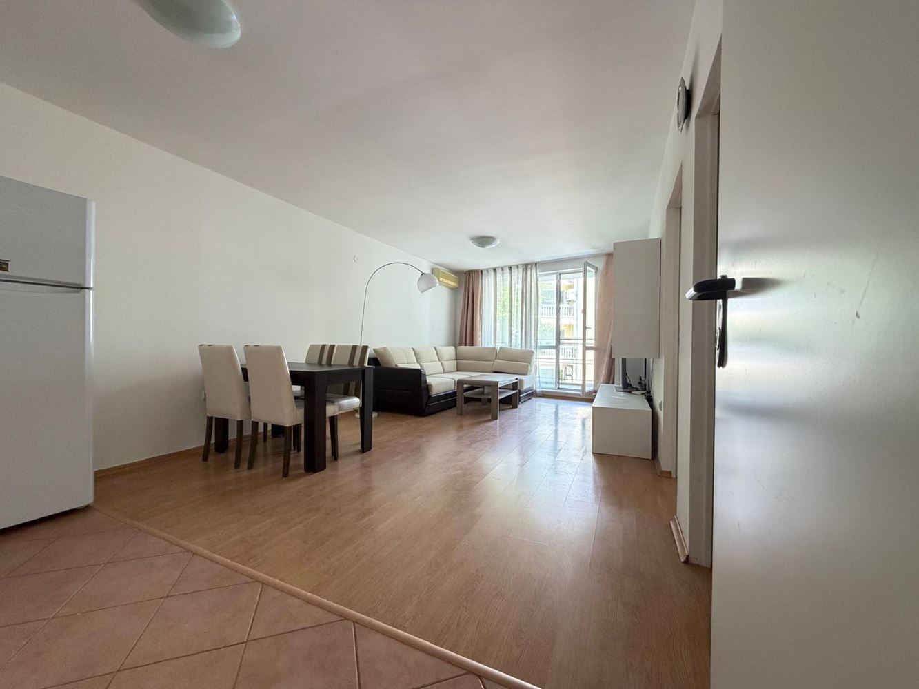 Spacious one-bedroom apartment in Pomorie – with a large terrace and excellent investment potential