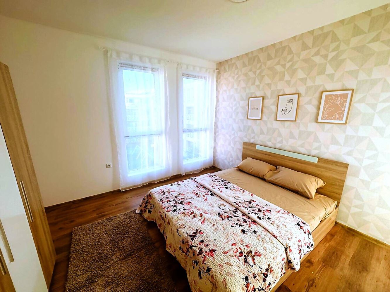 Cosy One-Bedroom Apartment with a Large Terrace in a Complex in Sunny Beach
