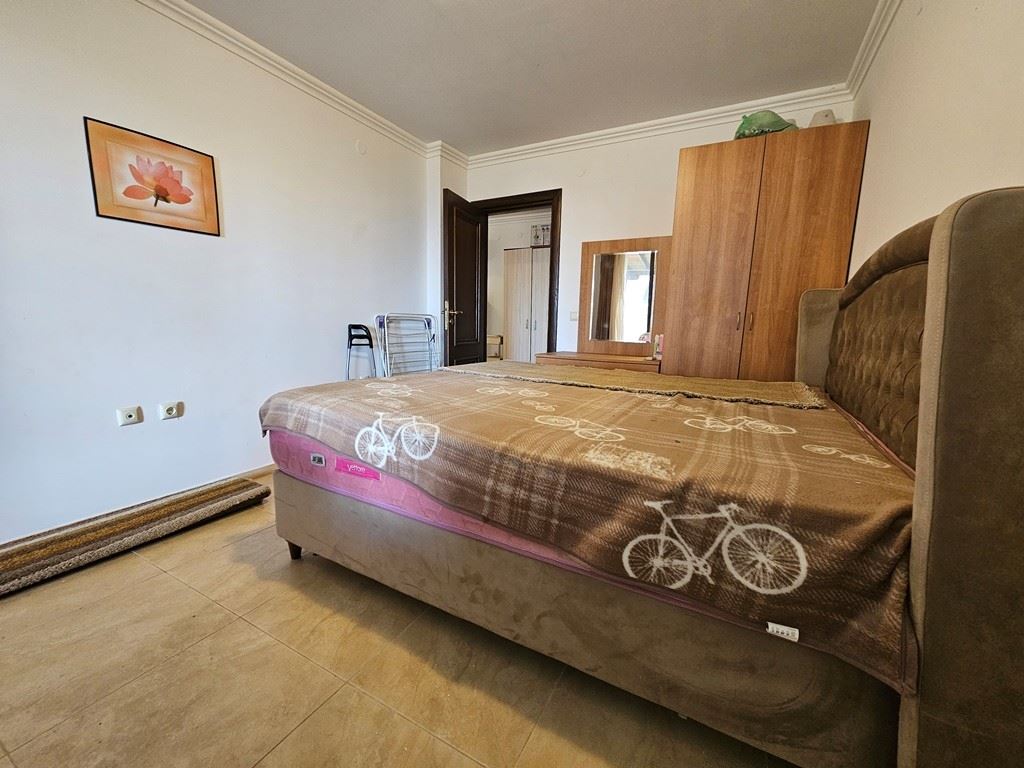 Luxury on the first line – stylish apartment with veranda, private garden, and sea view in Sveti Vlas