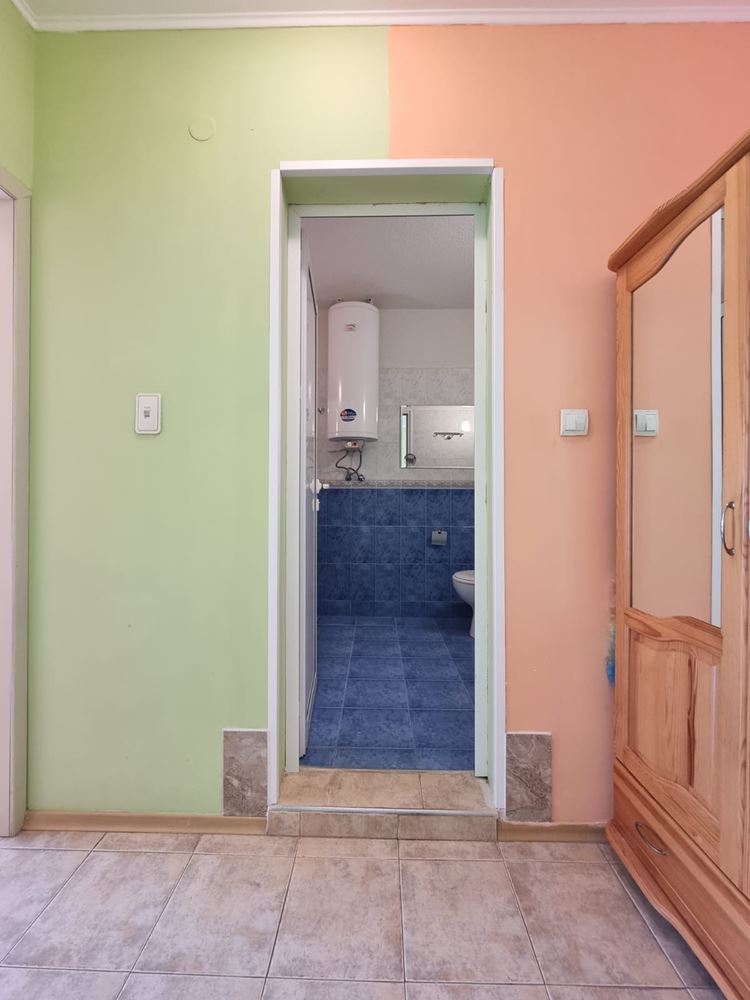 Furnished apartment with one bedroom in Sunny Beach – functional property with amenities and low maintenance fee