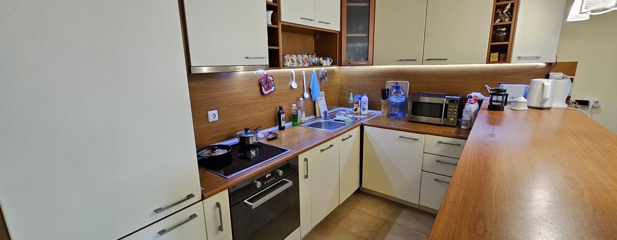 Luxury and space right by the beach – two-bedroom apartment in Ravda, 50 meters from the sea