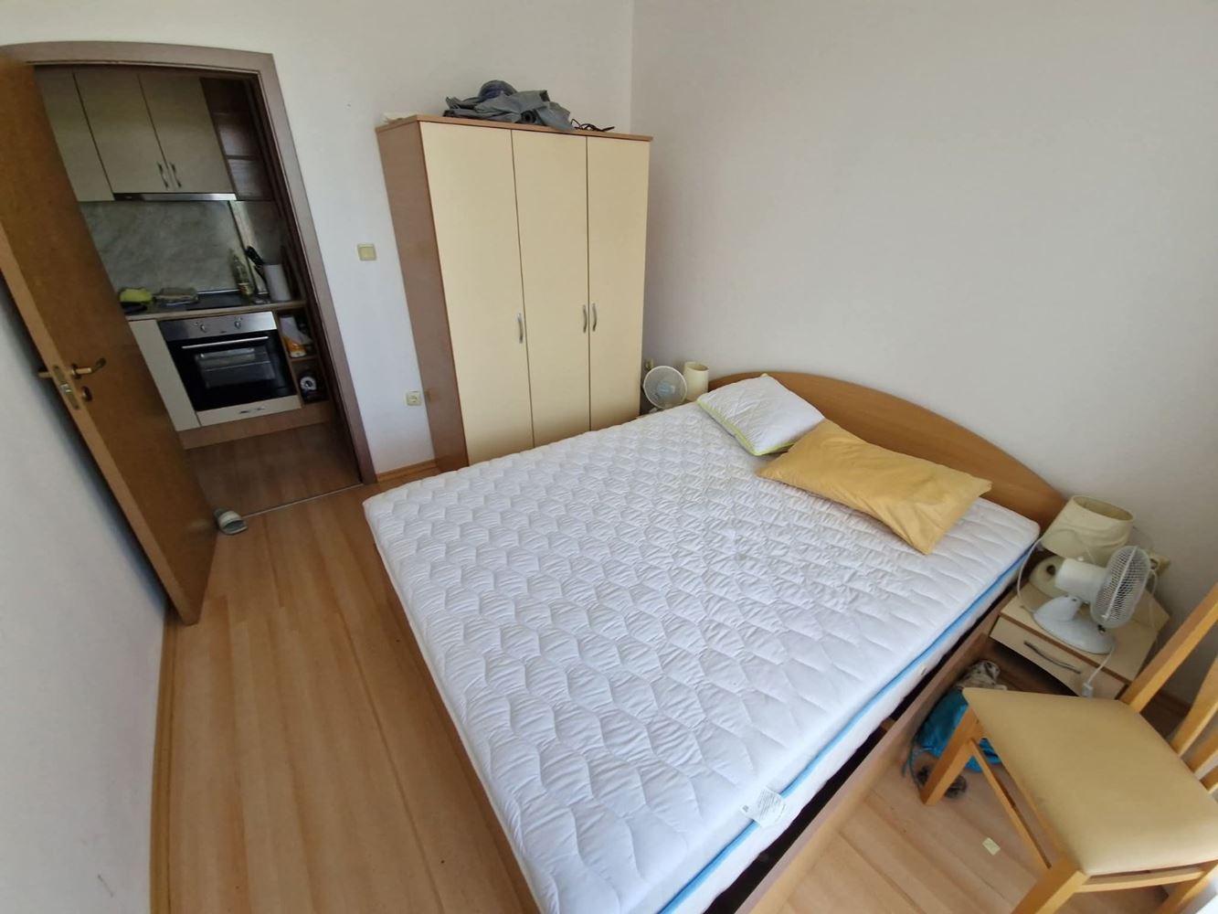 One-bedroom apartment with pool view in an excellently maintained complex – ideal for vacation and investment