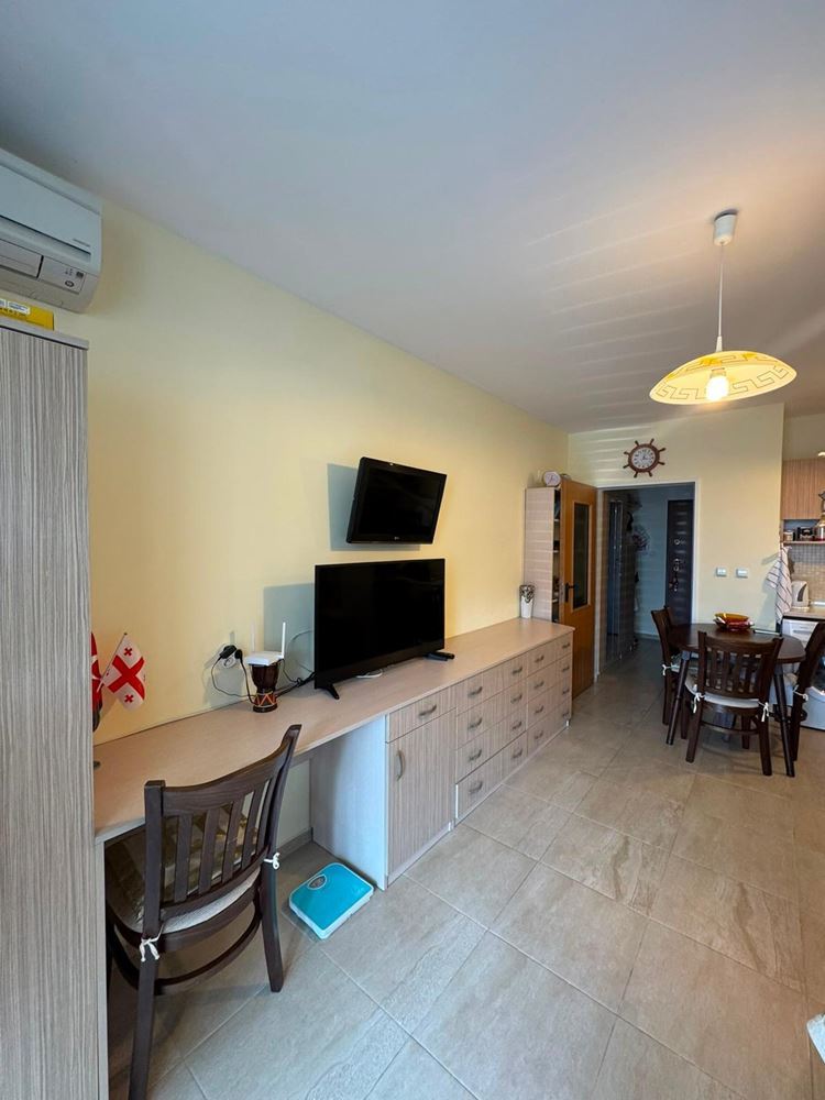 Spacious and cosy studio in the heart of the Old Town of Pomorie – only 50 metres from the beach