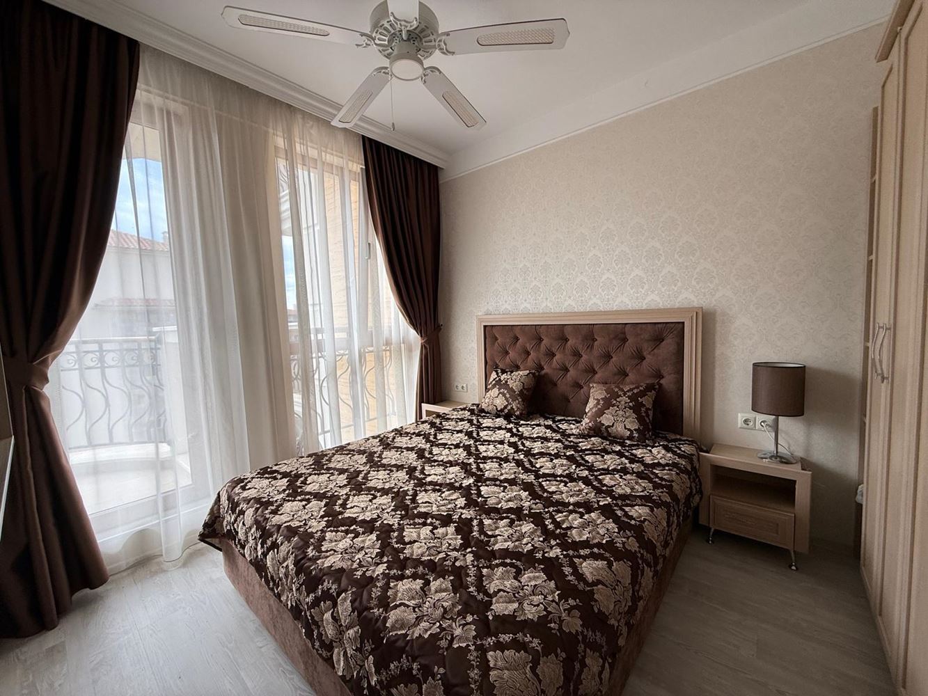 One-Bedroom Apartment in a Luxury Complex in Sunny Beach with Impressive Swimming Pools and Relaxation Areas