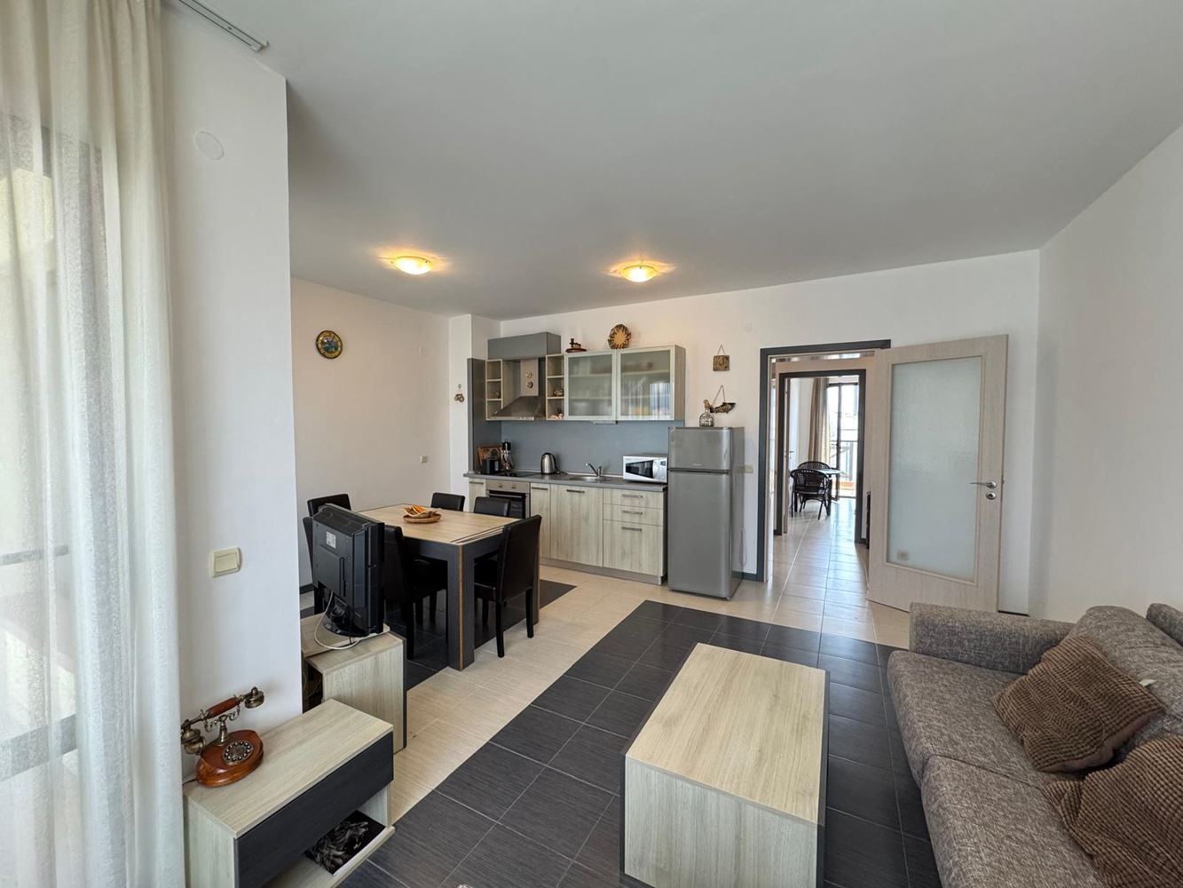 Two-bedroom apartment with sea panorama and private beach in a prestigious complex in Chernomorets