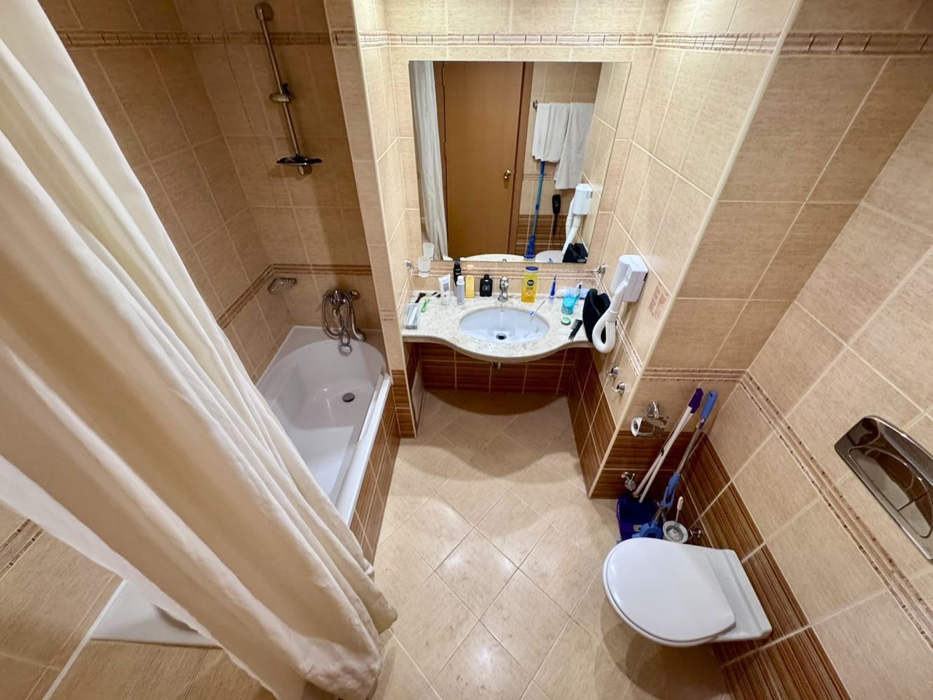 Luxury Seaside Apartment with Panoramic View in a Prestigious Complex in Sunny Beach