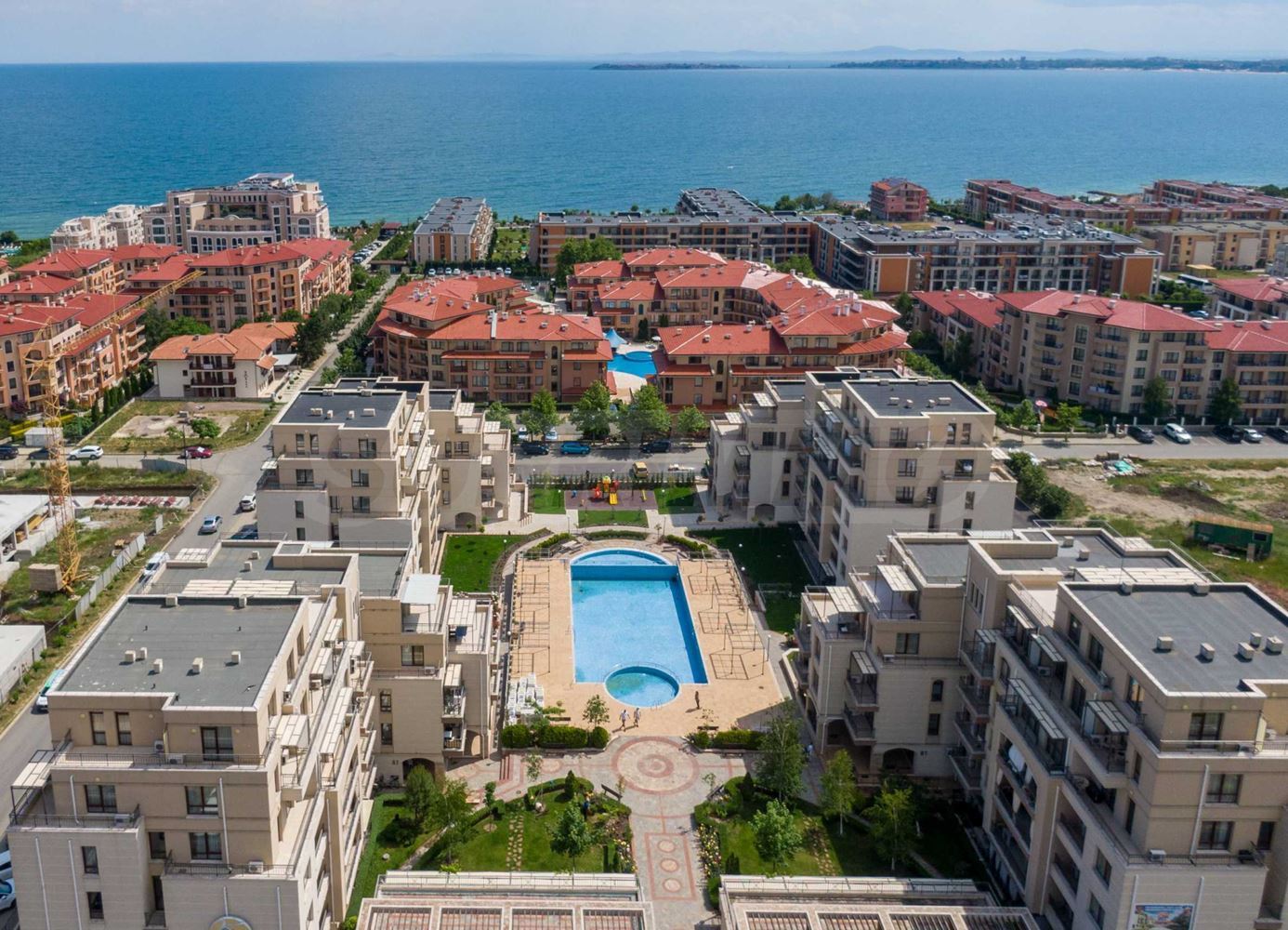 Attractive One-Bedroom Apartment with Sea and Mountain Views in Sveti Vlas