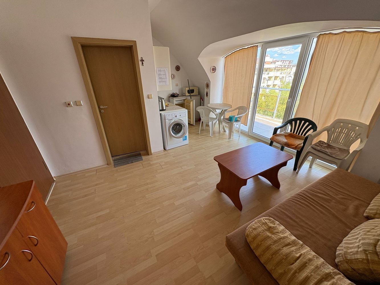 One-bedroom apartment with potential in the greenest part of Sunny Beach