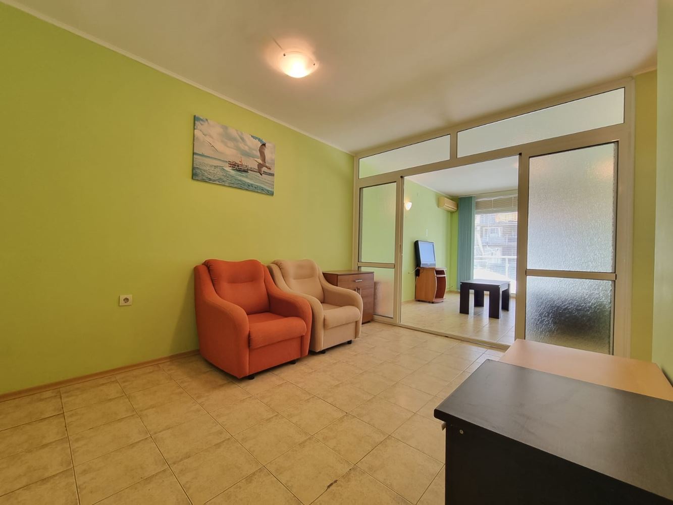 Furnished apartment with one bedroom in Sunny Beach – functional property with amenities and low maintenance fee
