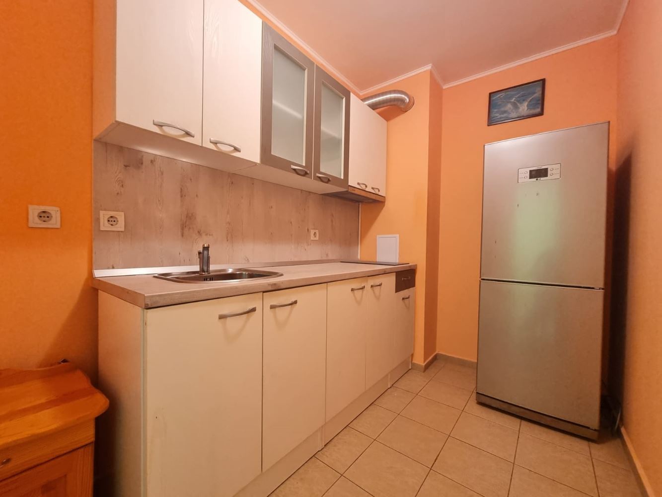 Furnished apartment with one bedroom in Sunny Beach – functional property with amenities and low maintenance fee