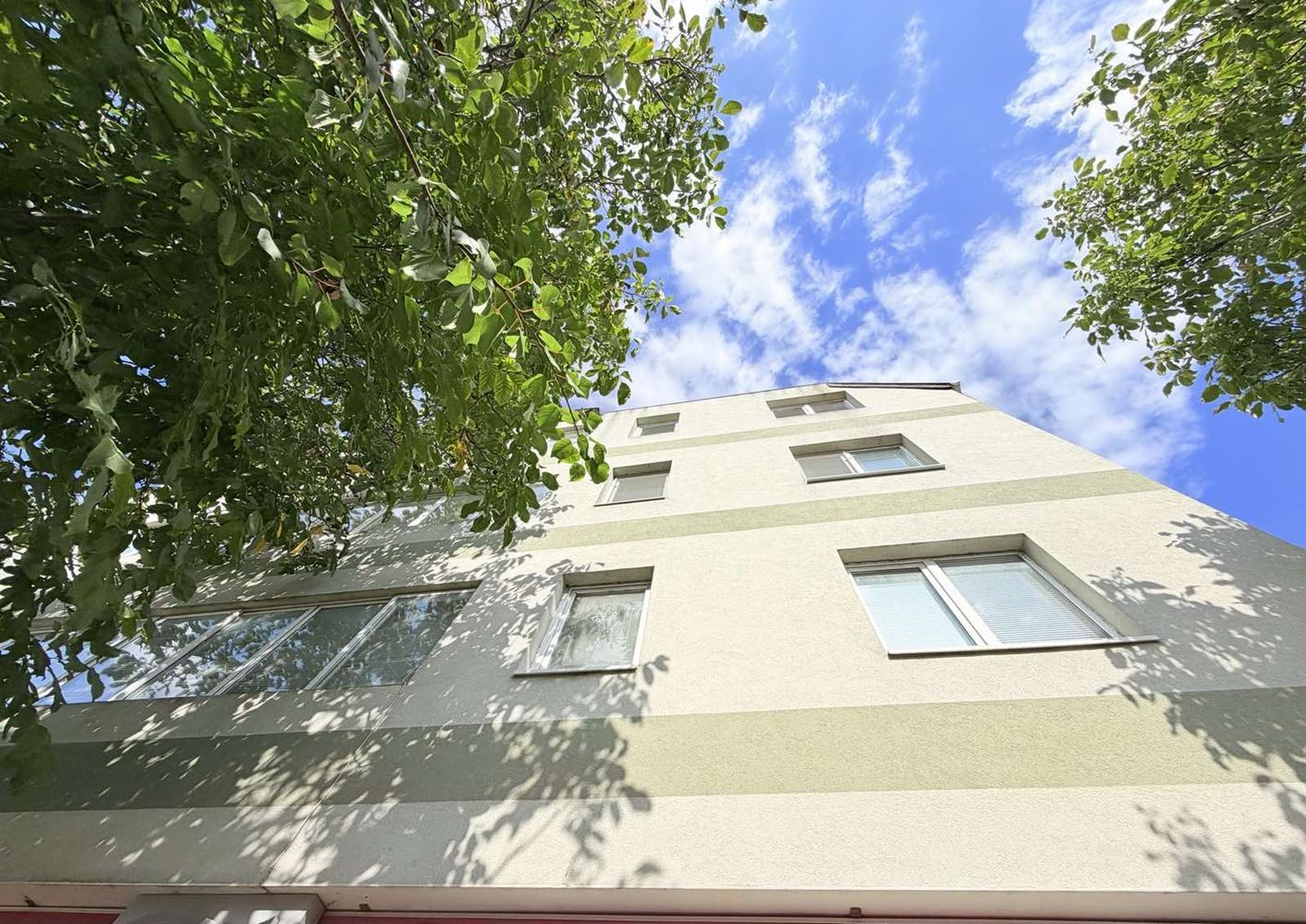 Three-room apartment in Ravda with sea view and no maintenance fee! 