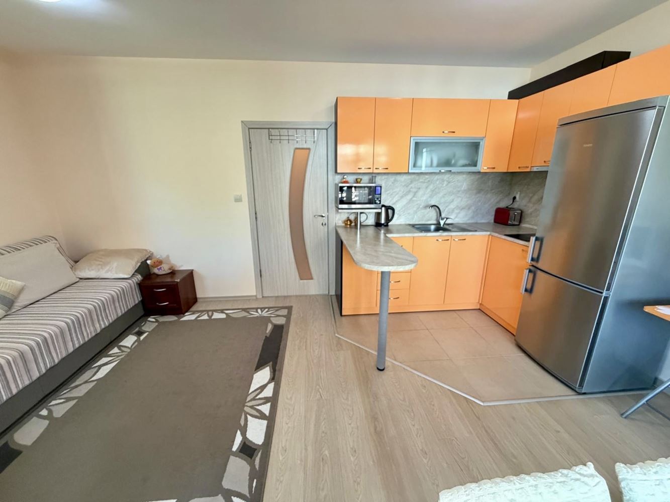 Sarafovo – Spacious One-Bedroom Apartment with Act 16, Minimal Maintenance Fee and Ready Furnishings