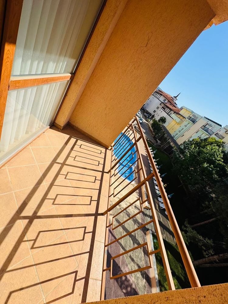 One-Bedroom Apartment with Pool View – Only 300 m from the Sea in Sunny Beach