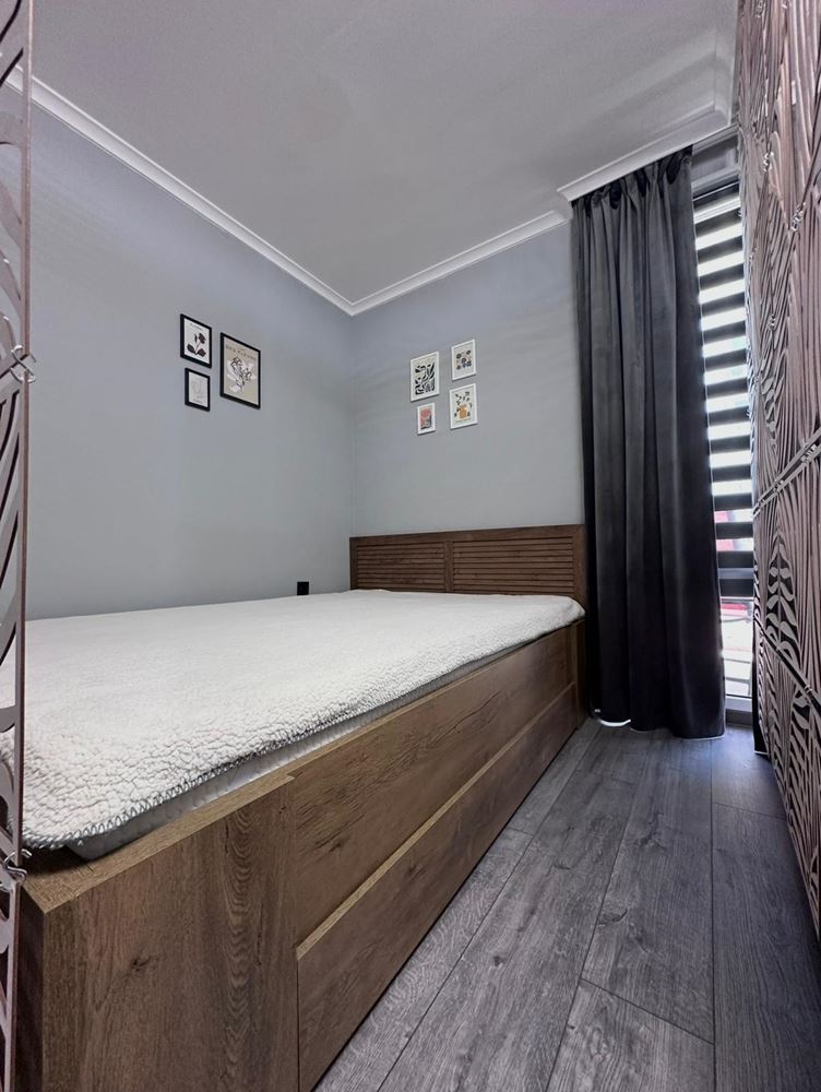 One-bedroom apartment with partial sea view in St. Vlas – furnished, renovated, in a luxury gated complex