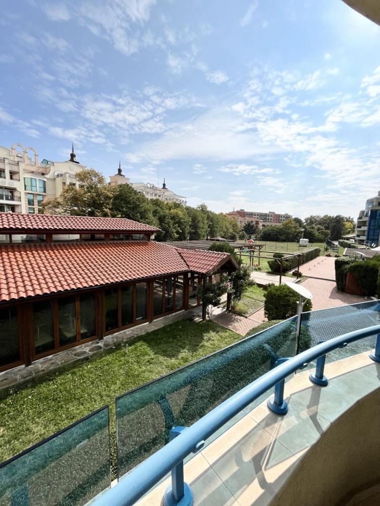 Spacious One-Bedroom Apartment with Pool View in an Excellent Maintained Complex in Pomorie