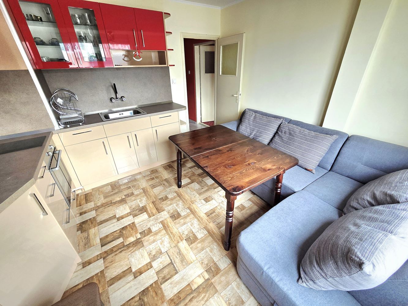 Nessebar – One-Bedroom Apartment with Separate Kitchen and No Maintenance Fee