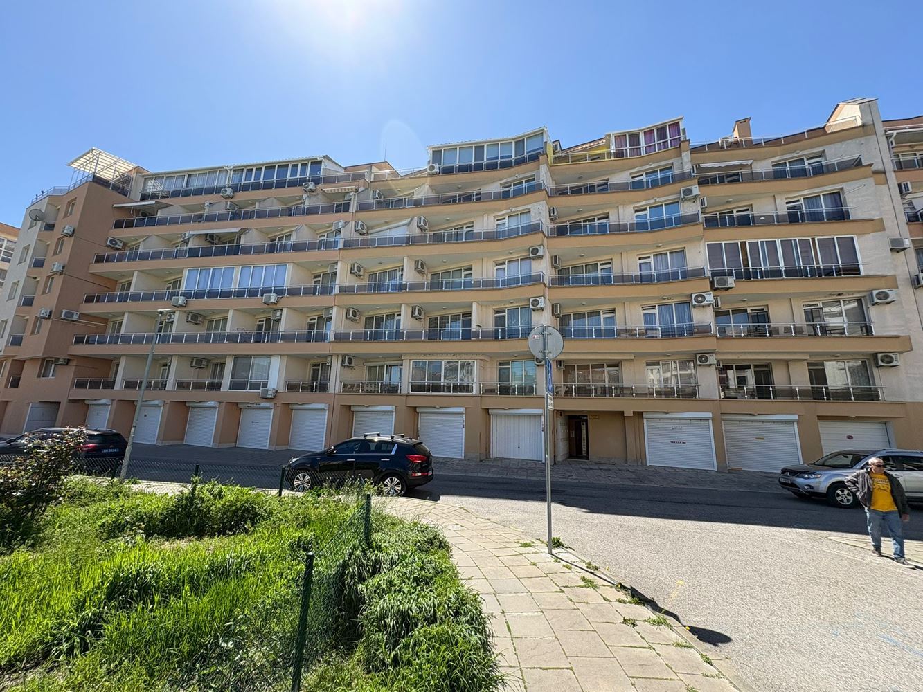 Cozy fully furnished studio 300 m from the sea in Pomorie – an excellent investment and holiday property