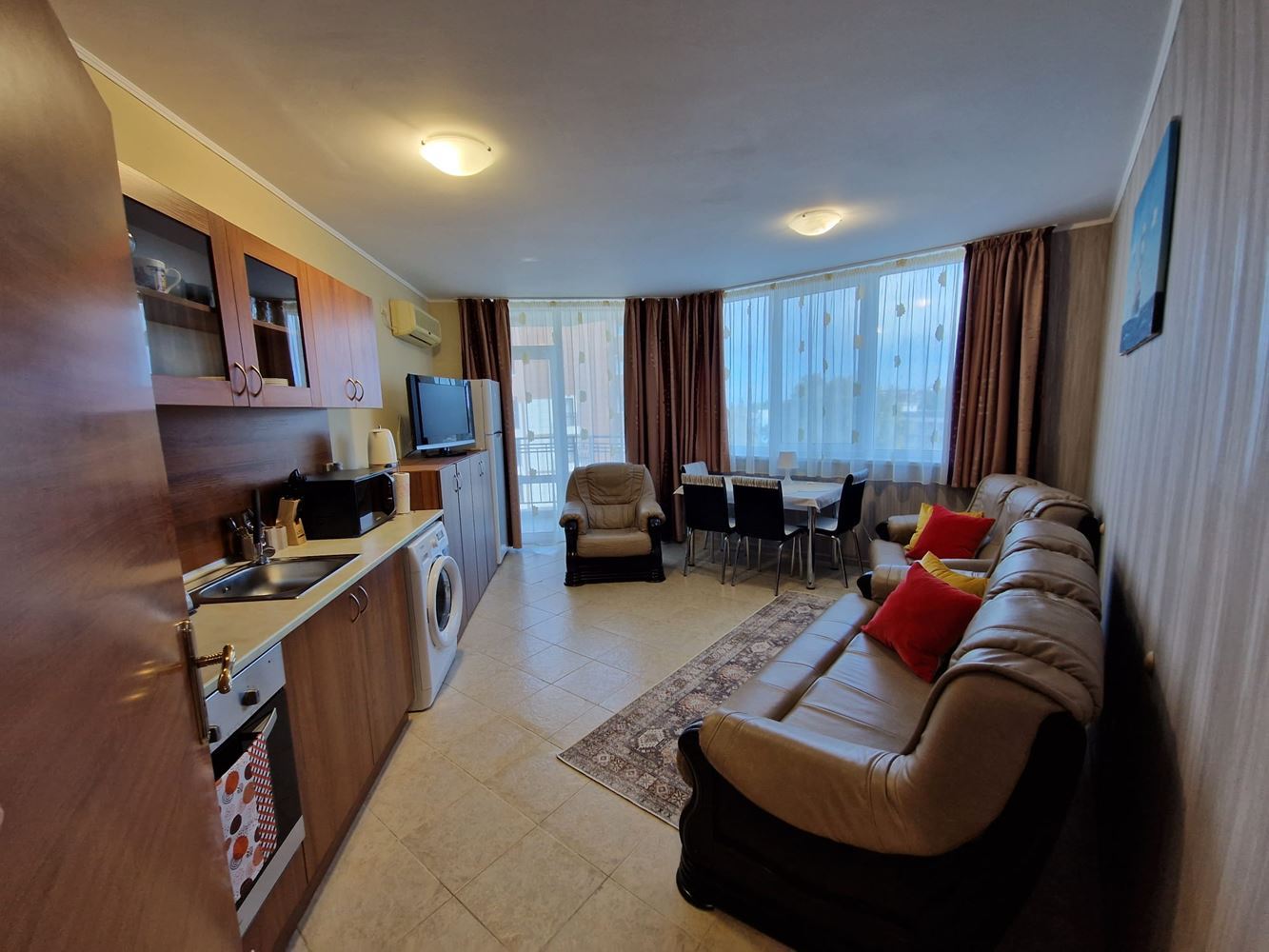 Sea and Amenities Within Easy Reach – One-Bedroom Apartment 100 m from the Beach in Sunny Beach