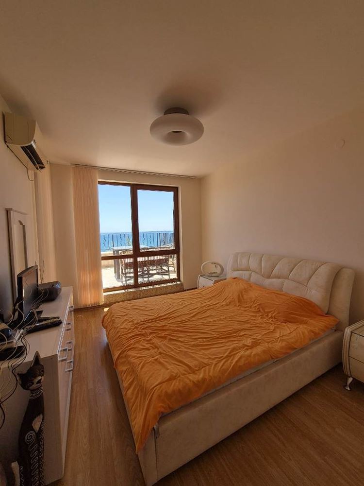 Luxury One-Bedroom Apartment with Panoramic Sea View in Sveti Vlas – Space, Comfort and Prestigious Location