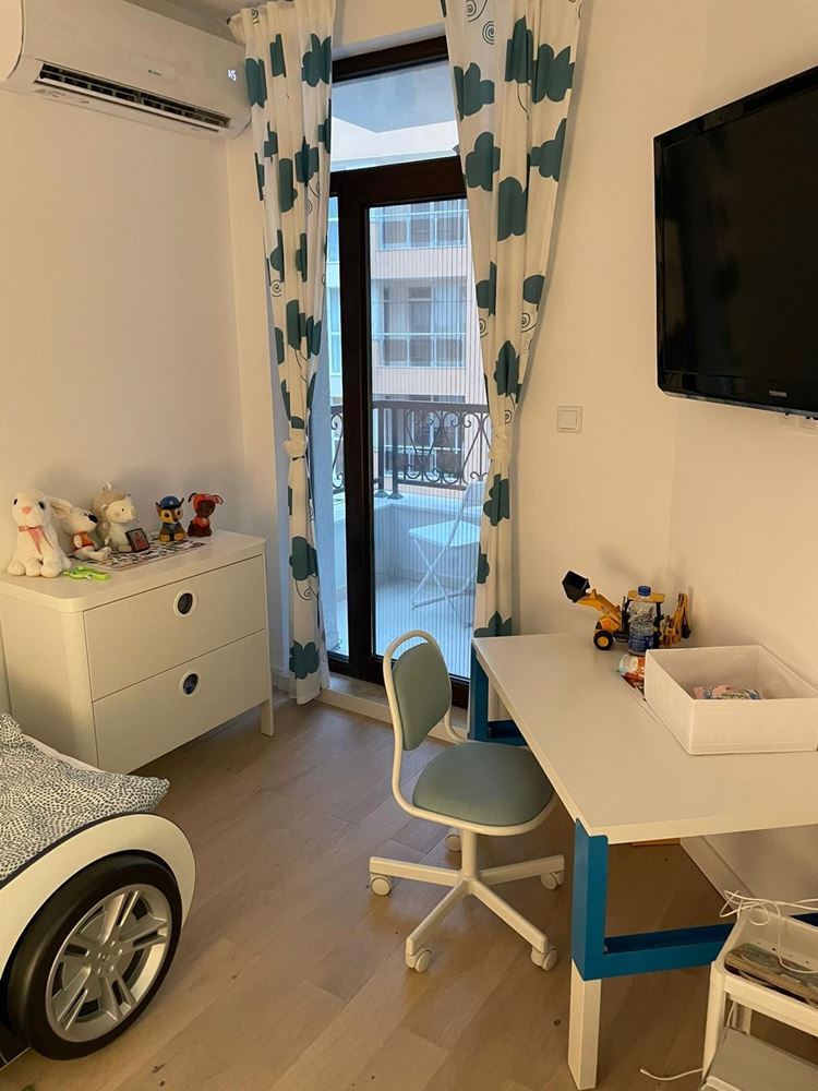 Spacious Five-Room Apartment with Sea Panorama in Pomorie – Comfort, Style and Functionality for a Large Family