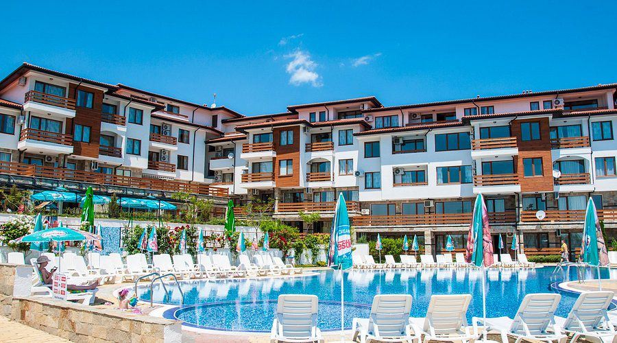 Stylish Studio with Modern Equipment and Partial Sea View in Sunny Beach