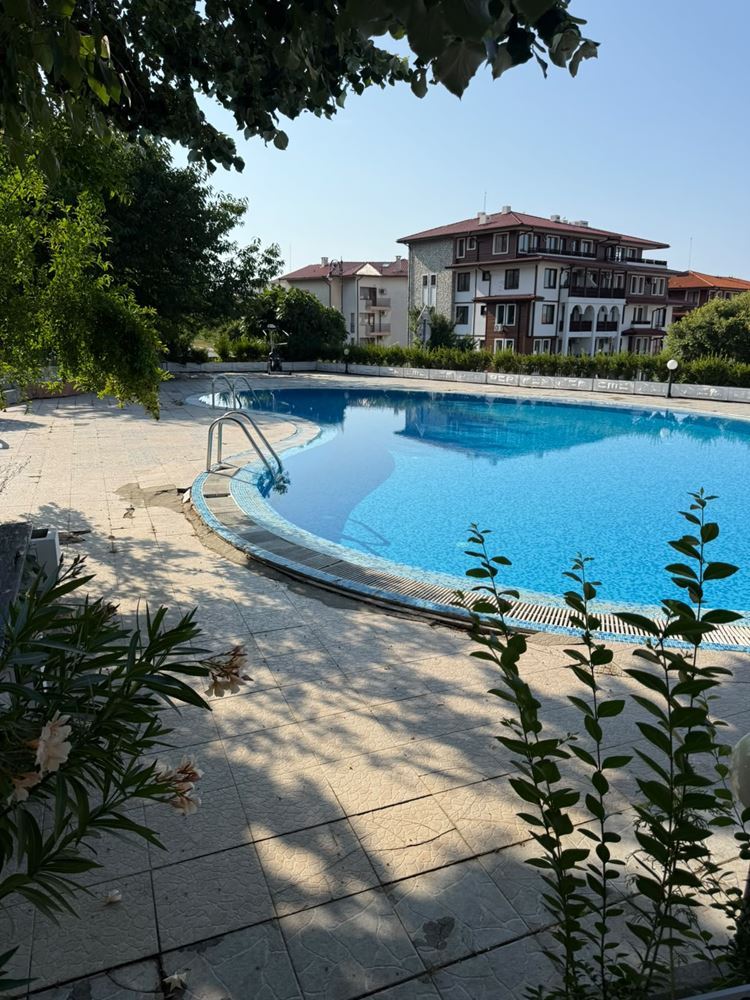 Studio apartment in Sveti Vlas with a large terrace and excellent location – ideal for vacation or investment