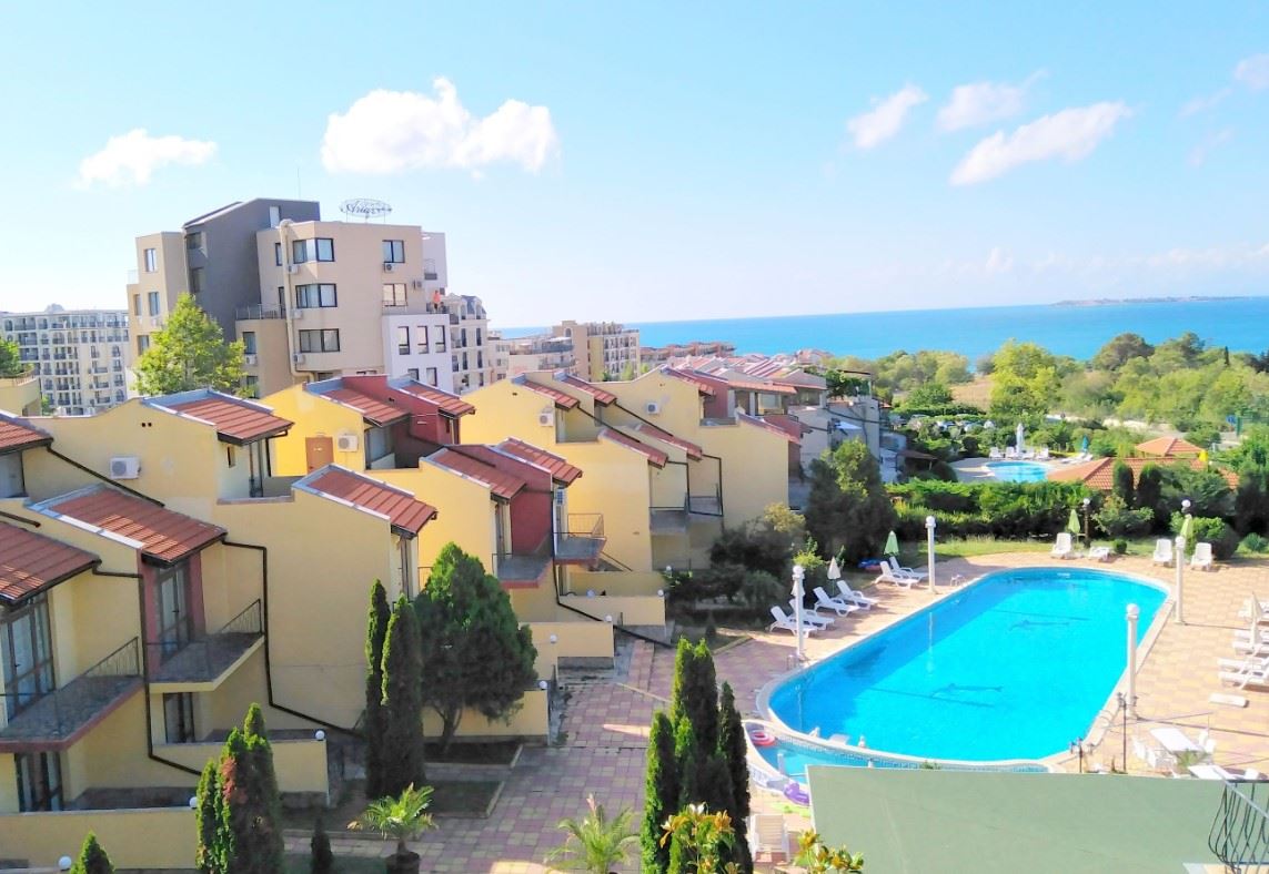 One-bedroom apartment in Sveti Vlas – just steps from the sea with installment payment option