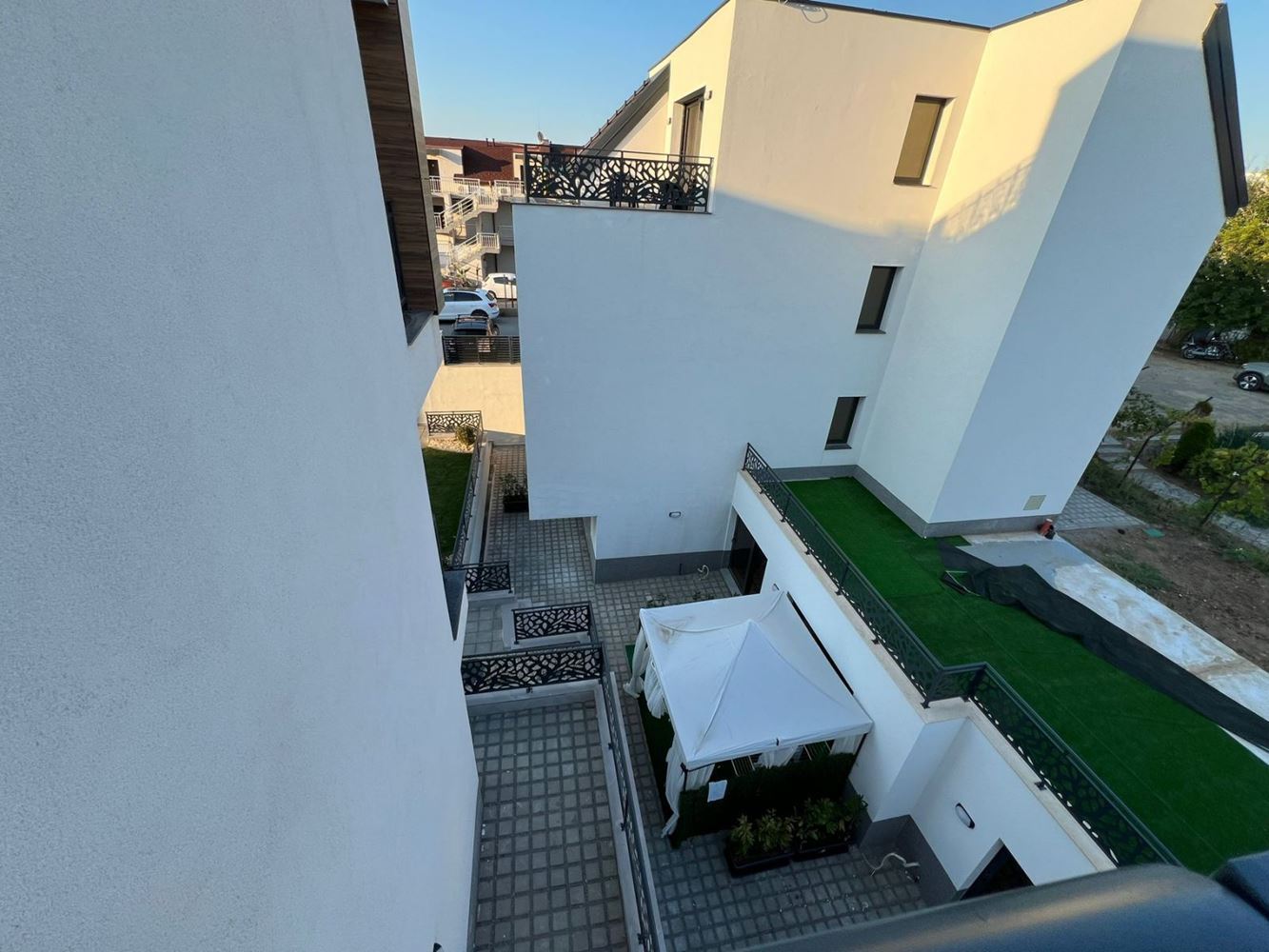 Luxury One-Bedroom Apartment 50 Meters from the Beach in Sozopol – No Maintenance Fee