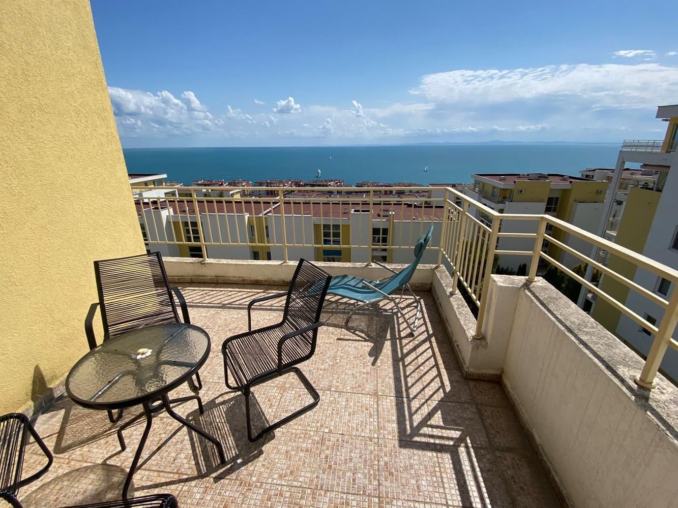 Apartment with One Bedroom and Panoramic Sea View in a Luxury Complex with Multiple Services