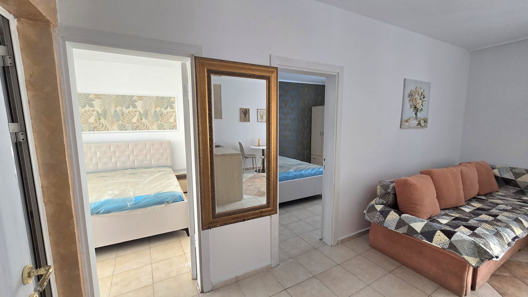 Three-room apartment with southern exposure and pool view in Sunny Beach