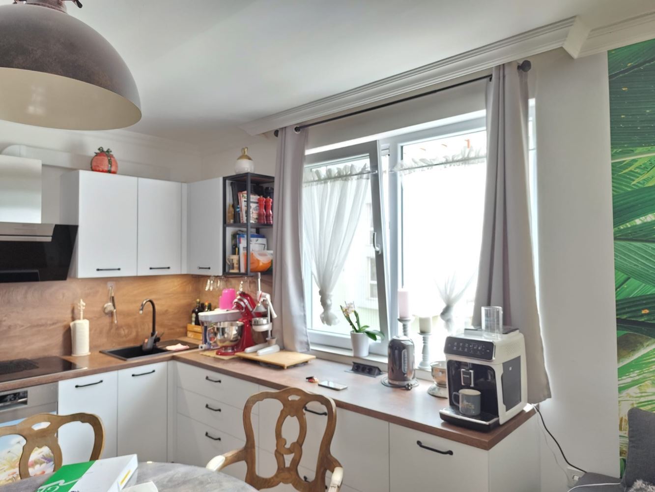 Luxury Three-room Apartment in a Well-Maintained Complex in Sunny Beach