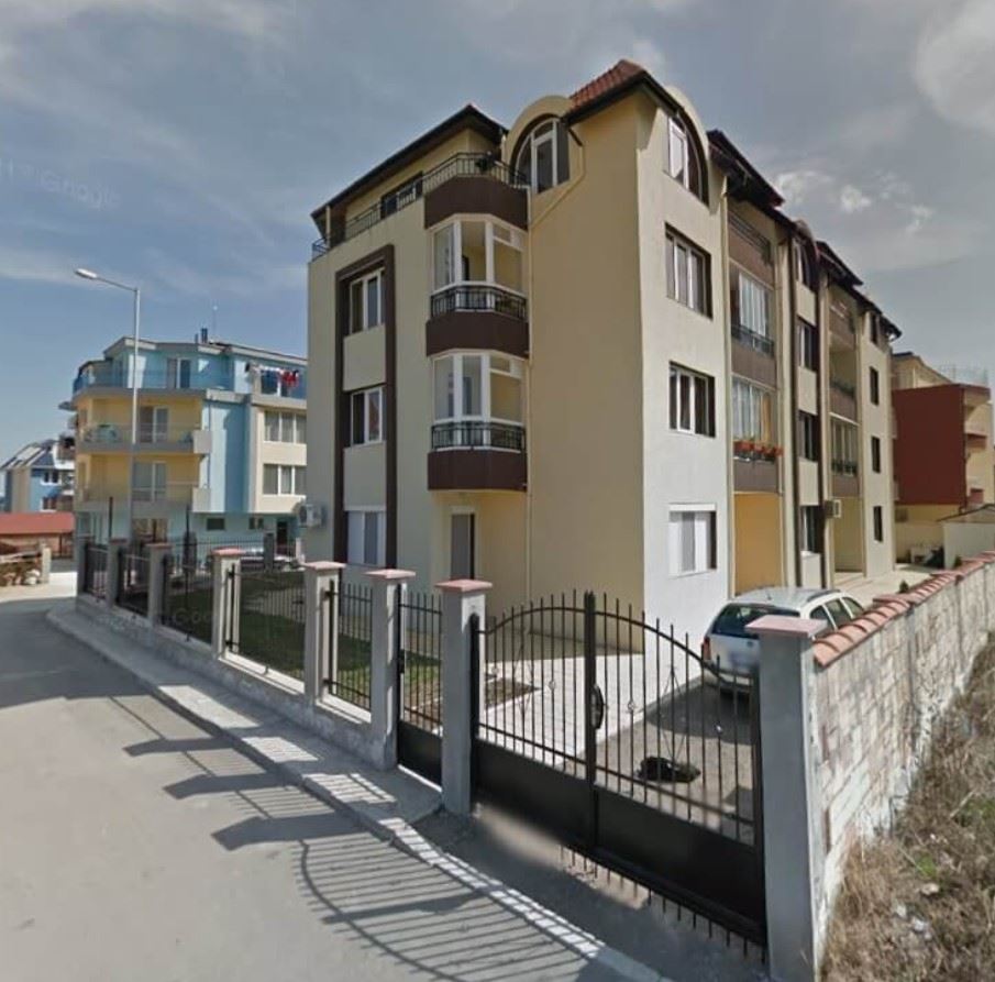 Ravda – Cozy One-Bedroom Apartment with Low Maintenance Fee, Only 500 Meters from the Sea  