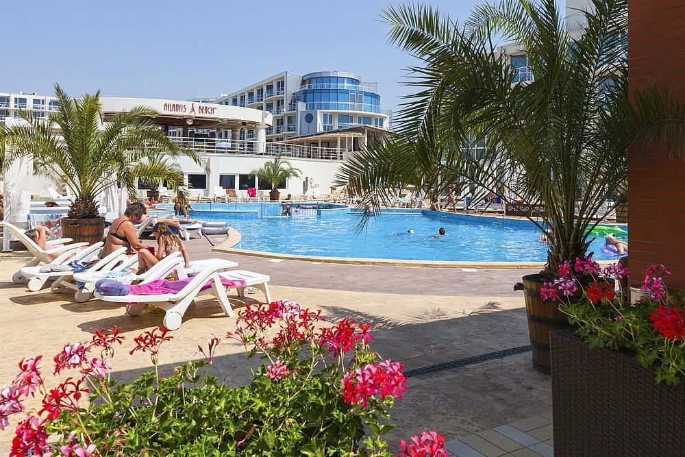 Furnished Studio in a Preferred Complex in Sarafovo, Close to the Sea and the Airport