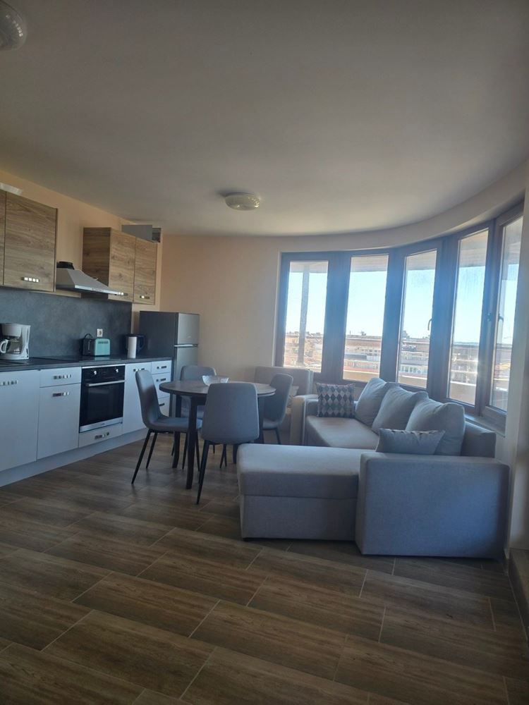 Spacious Two-Bedroom Apartment with Partial Sea View – Excellent Location Close to the City Center and the Beach