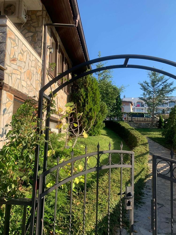 Spacious Studio 200 Meters from the Beach in Sveti Vlas – Fully Furnished and Ready for Use