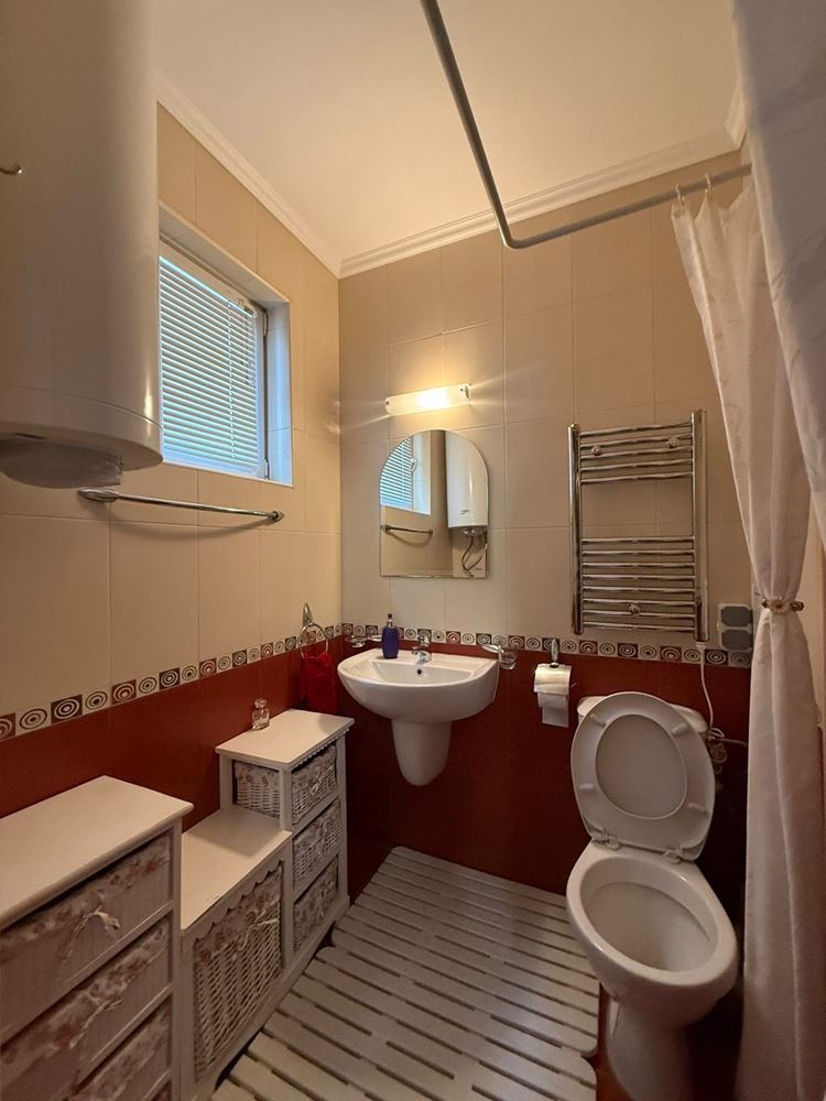 Large Two-Bedroom Apartment Opposite the Sanatorium in Pomorie – Three Terraces, Walk-In Wardrobe and Two Bathrooms