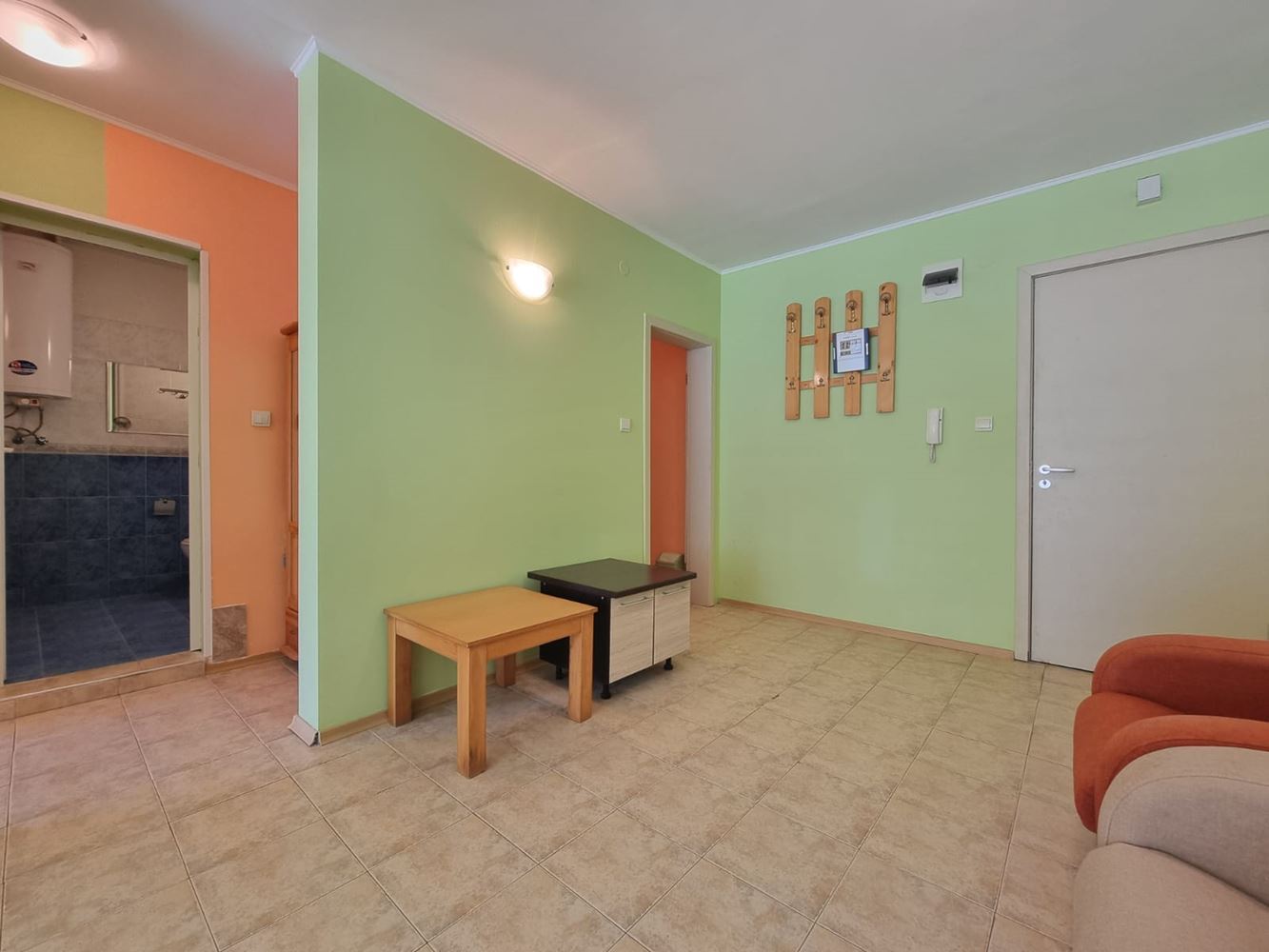 Furnished apartment with one bedroom in Sunny Beach – functional property with amenities and low maintenance fee