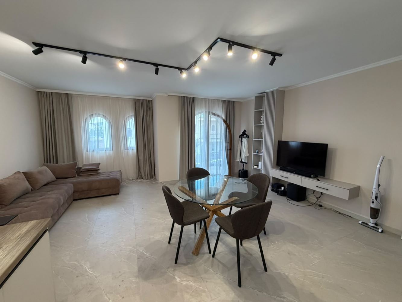 Luxury Two-Bedroom Apartment in a New Complex Near Sunny Beach – Comfort, Security, and Excellent Investment Opportunity