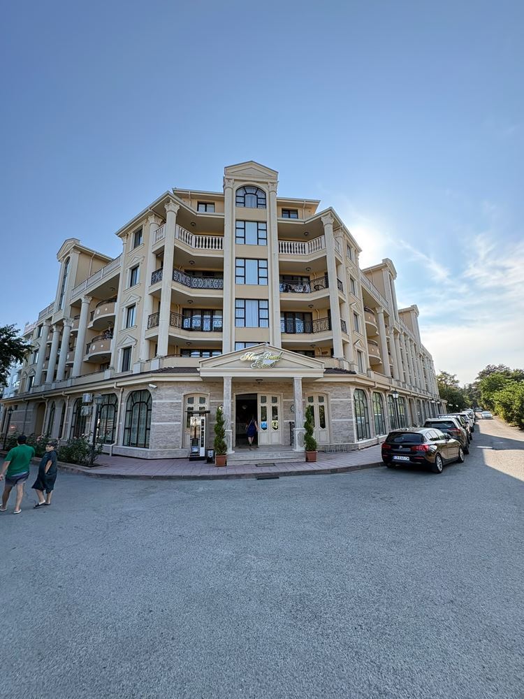 Furnished studio just steps from the South Beach in Pomorie – low maintenance fee, ready to move into