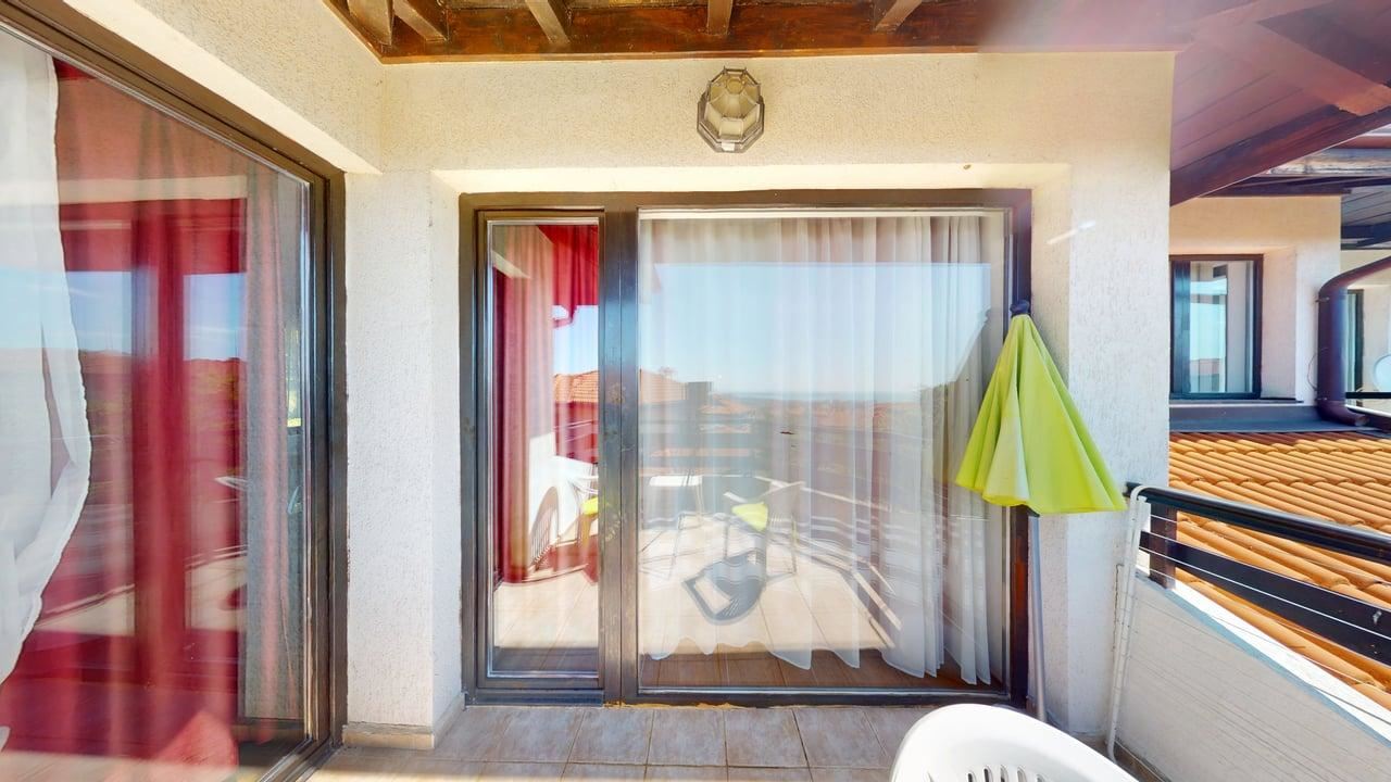 Spacious One-Bedroom Apartment with Sea Views in the Sunny Beach Area
