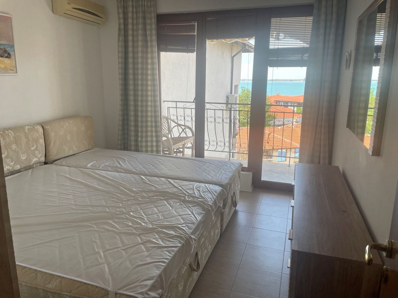 Spacious Apartment with Sea View in Saint Vlas