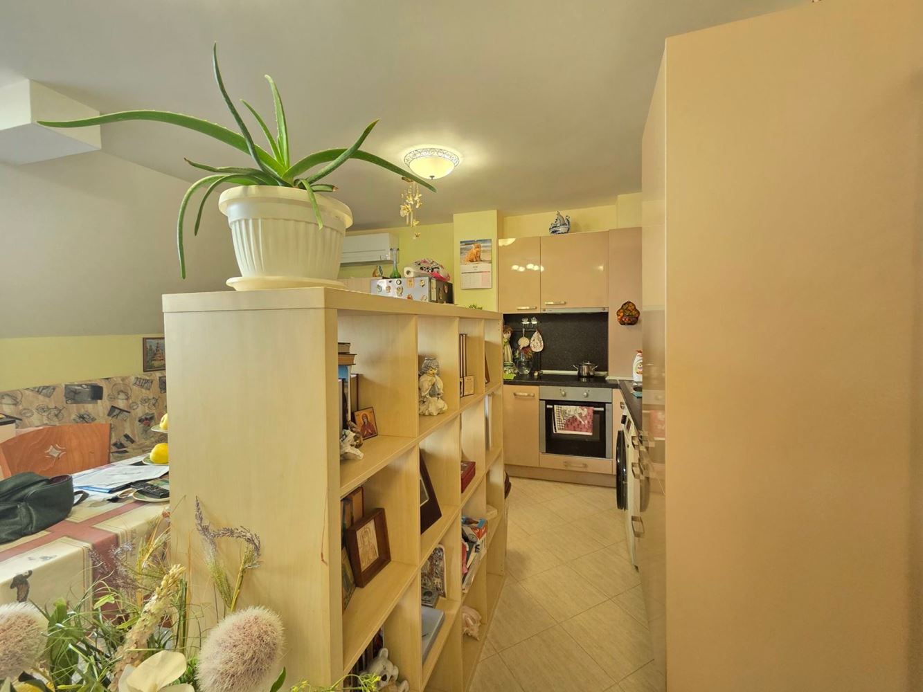 Spacious one-bedroom apartment with panoramic view of the salt lakes and the sea in Pomorie