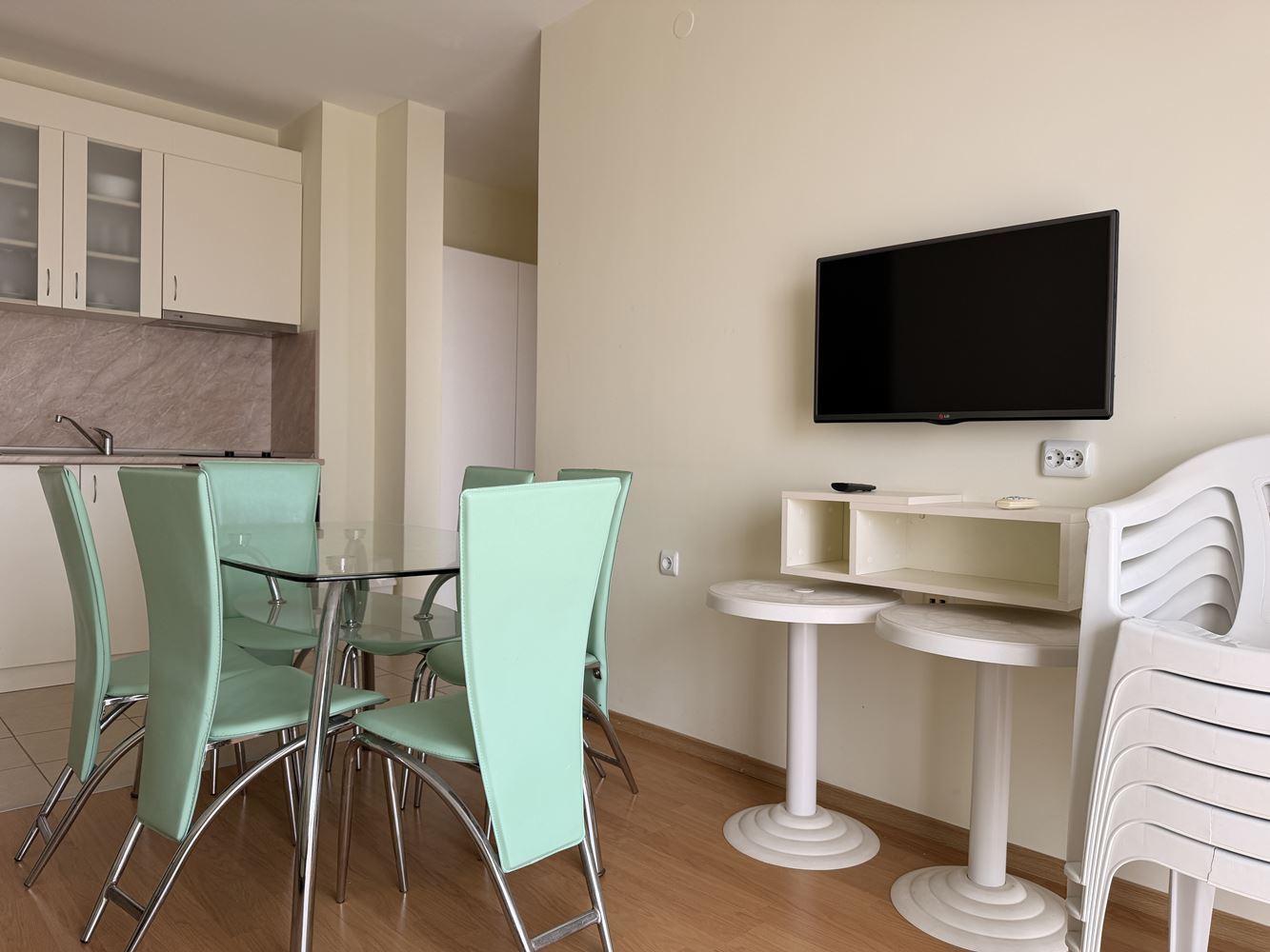 Spacious Apartment with Two Bedrooms in Sunny Beach – Panoramic View and Quiet Location