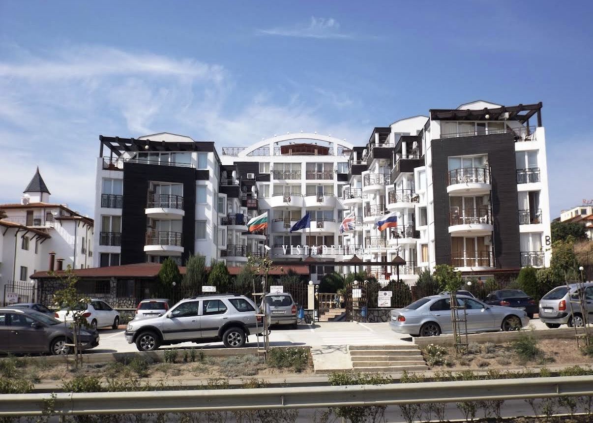 Two-room Apartment with Sea Panorama in Sveti Vlas – Excellent Investment in a Ready Property