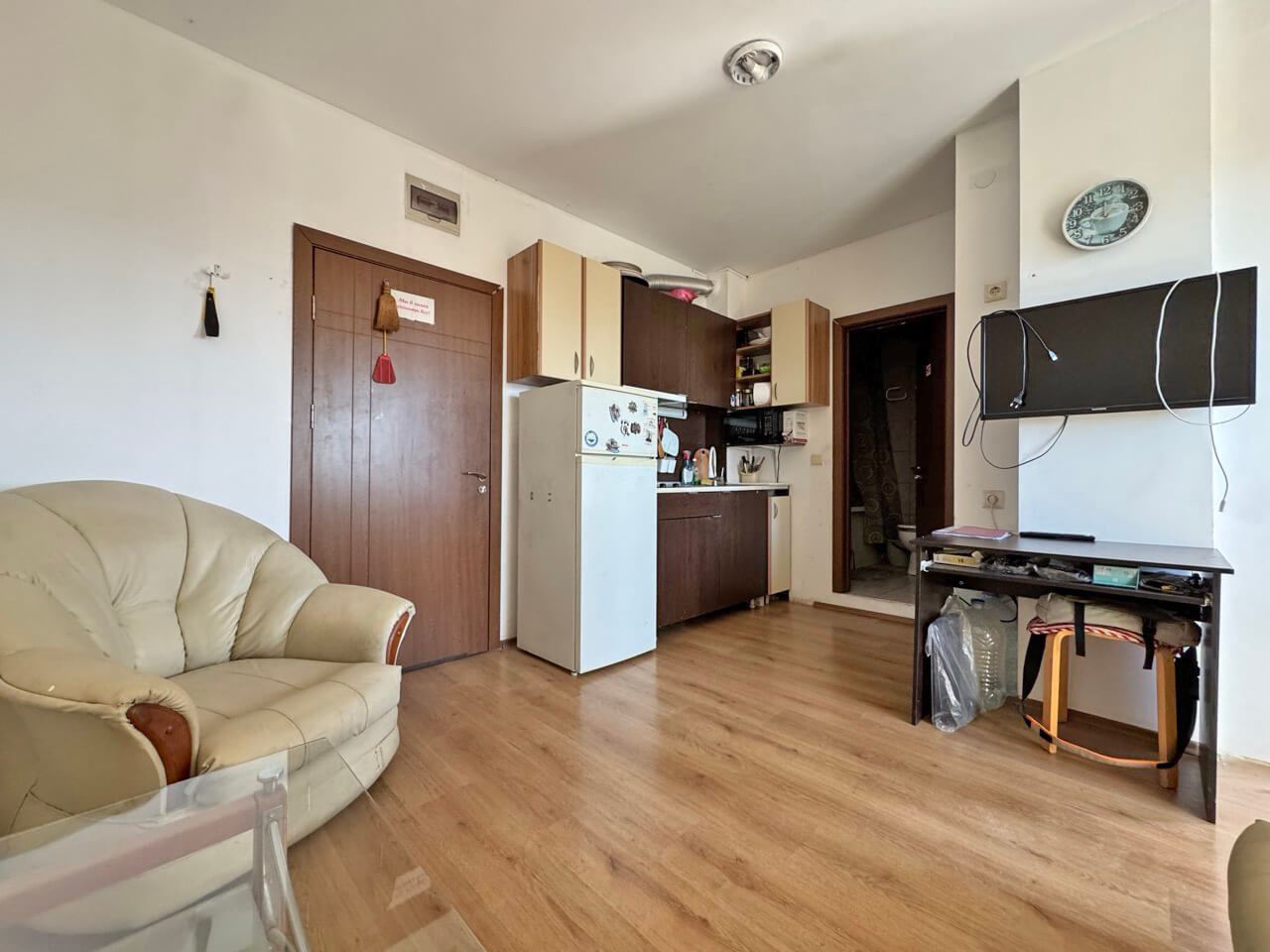Your seaside home in Sunny Beach – cozy one-bedroom apartment with a swimming pool and amenities for the whole family