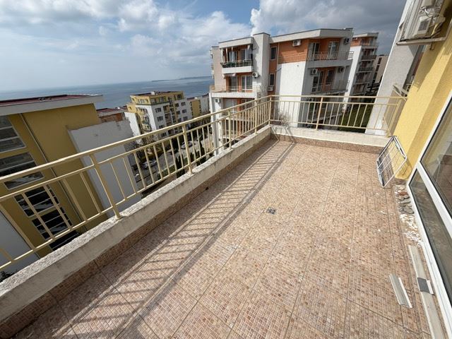 Panoramic studio with sea view in Sveti Vlas – impressive location, large-scale complex, and high-class investment