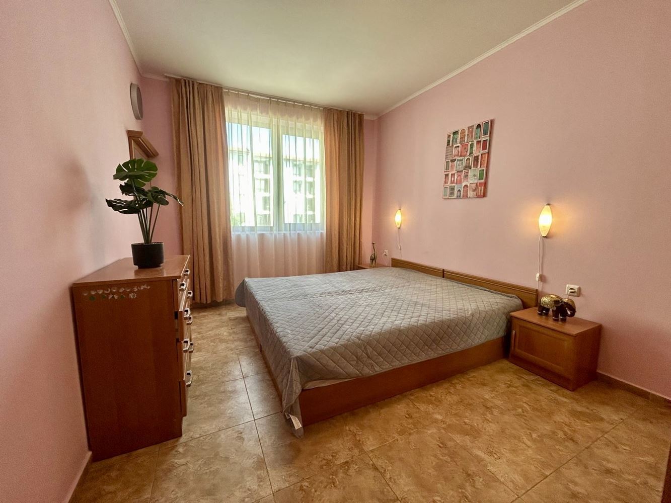 Spacious Two-Bedroom Apartment with Pool View in Nessebar