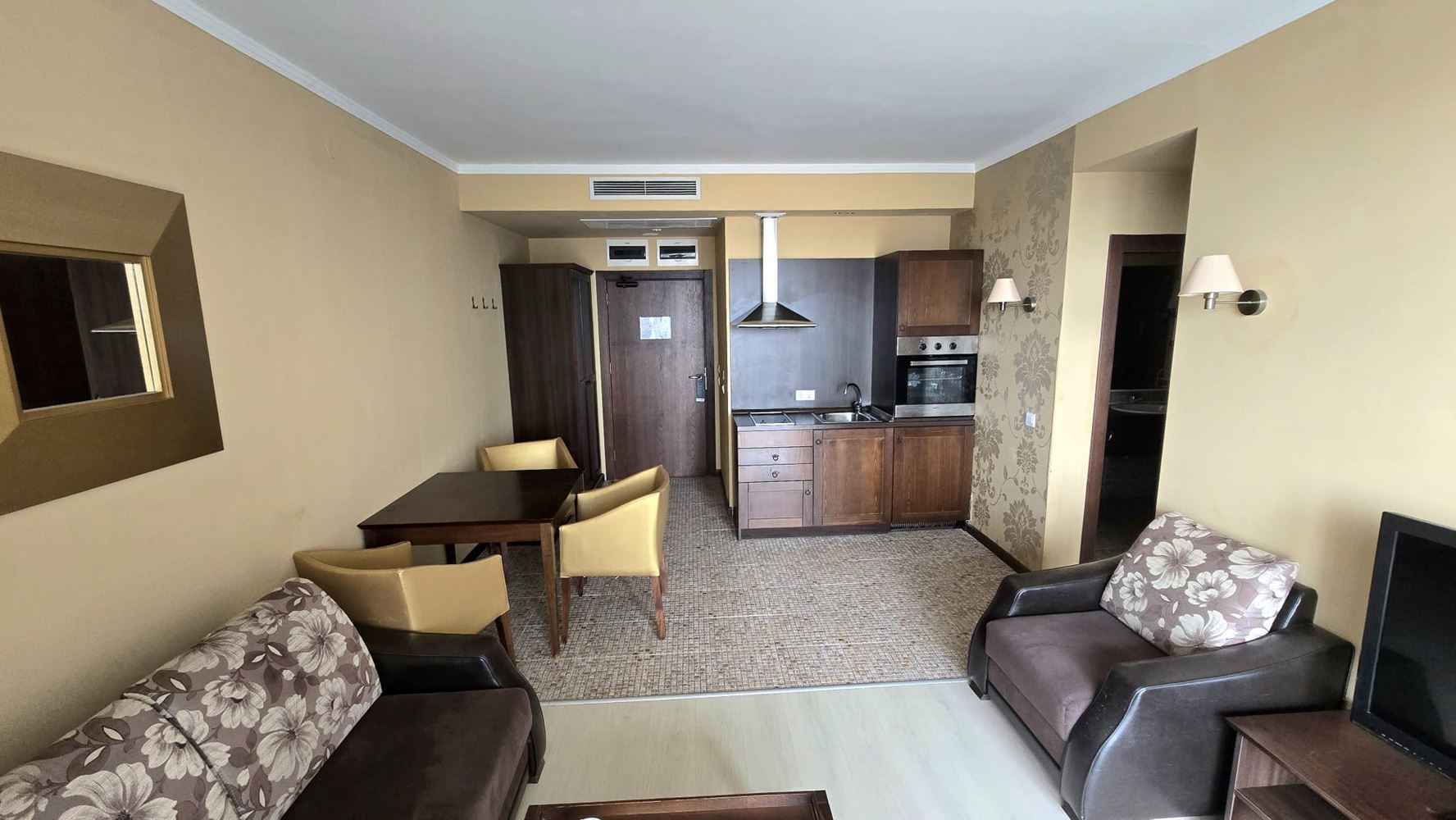 Elegant One-Bedroom Apartment in a Luxury Complex with Premium Amenities in Sunny Beach