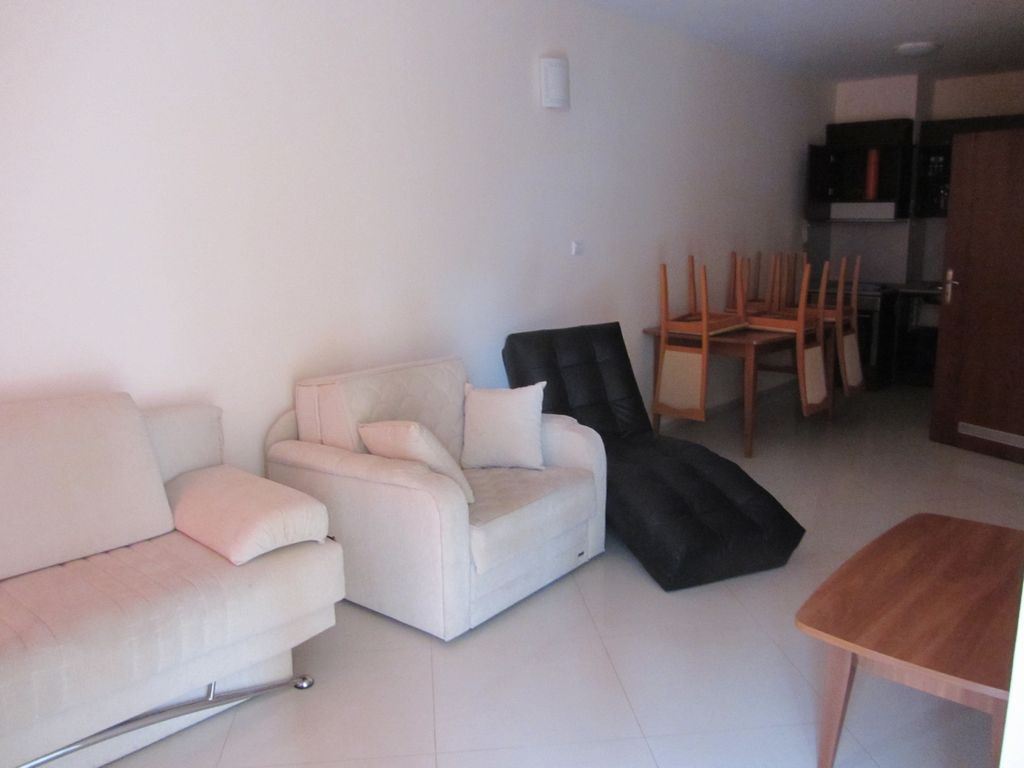 First line to Butamyata Beach! Furnished one-bedroom apartment with partial sea view in Sinemorets