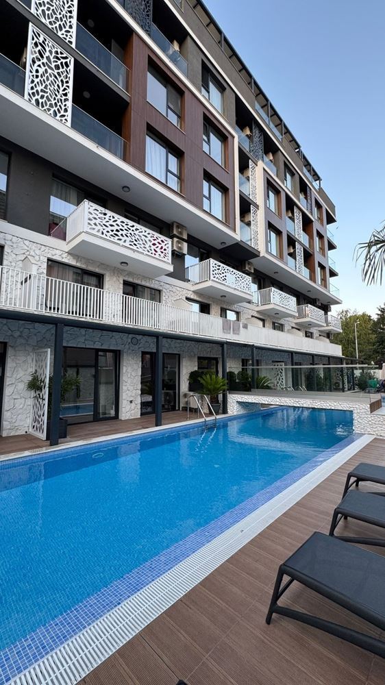 Modern next-generation one-bedroom apartment in the heart of Sunny Beach – style, technology and comfort in all seasons